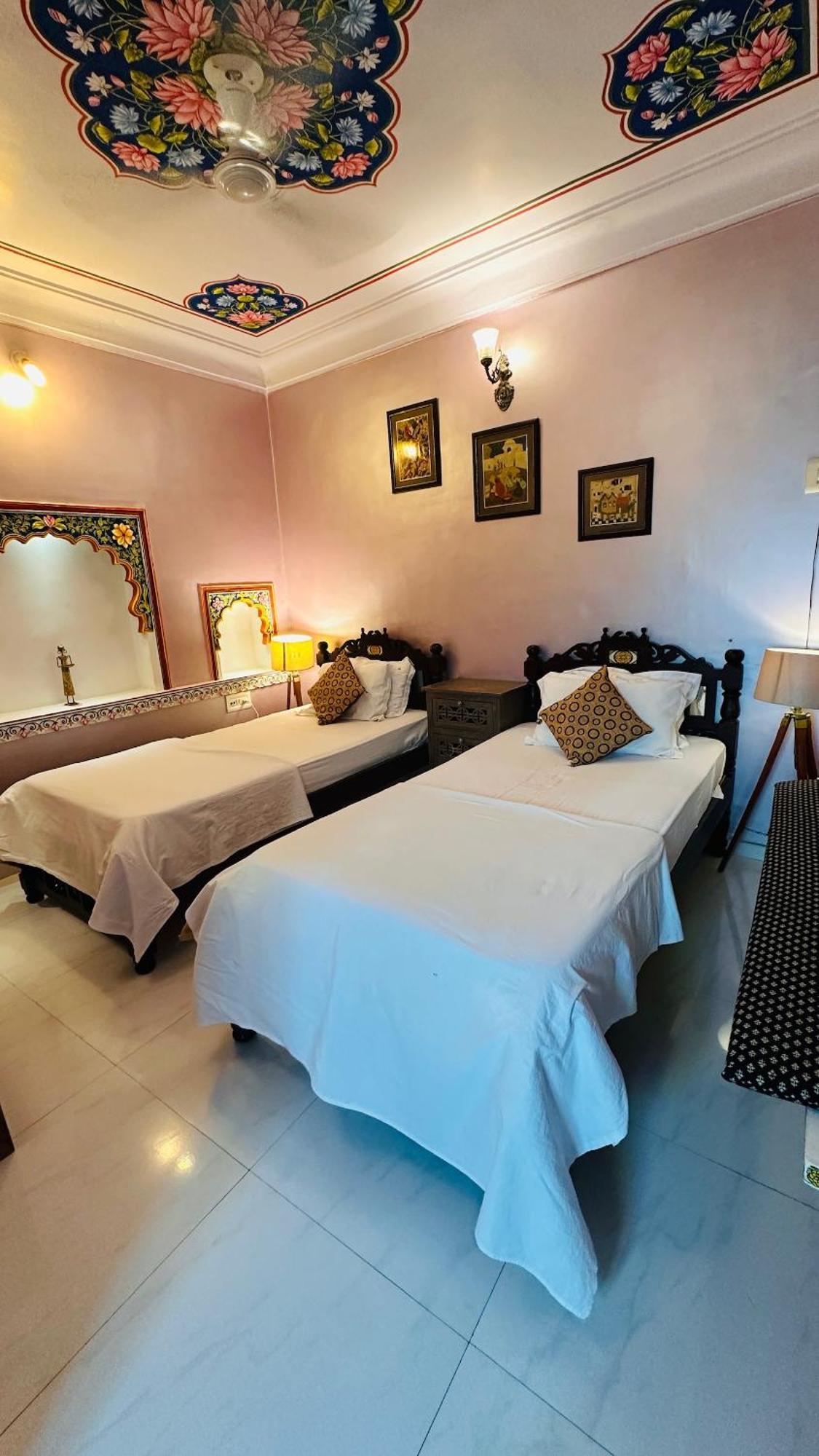 Haveli Bundi Inn Экстерьер фото