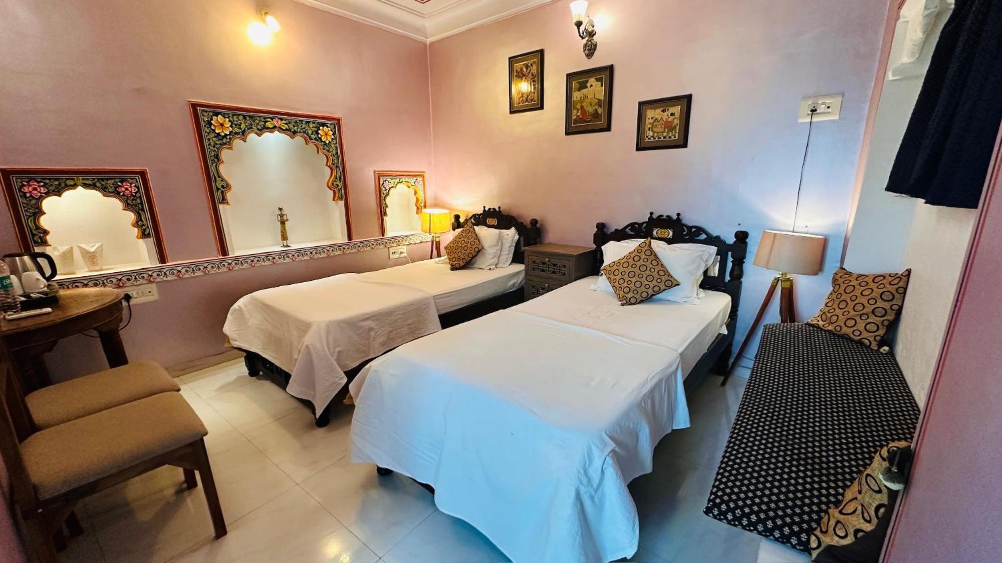 Haveli Bundi Inn Экстерьер фото